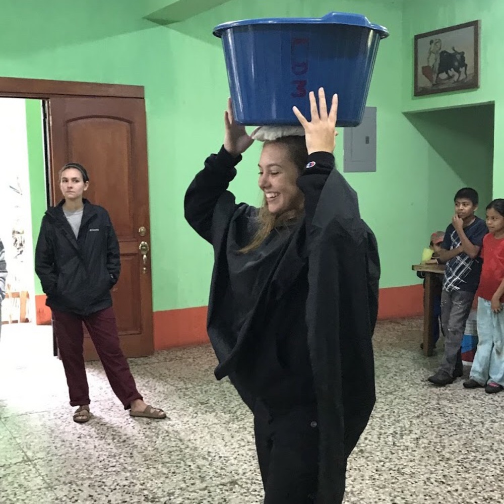 Meet your Posher, Michaela